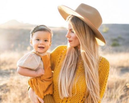 Danielle with her daughter